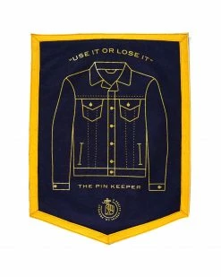 Oxford Pennant Pin Keeper Felt Banner (Pin Collection Display)