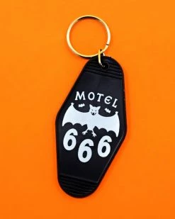 Valley Cruise Press Motel 666 Key Tag Keychain