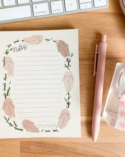 Little Woman Goods White Daisies & Ladies Notepad