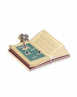 Badaboöm Studio Shark Book Pin Pins + Patches