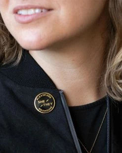 Gamut Pins She / They Gender Pronoun Usage Pin