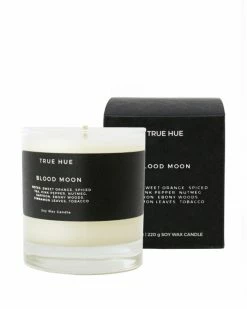 True Hue Blood Moon Scented Soy Candle (7.75oz)