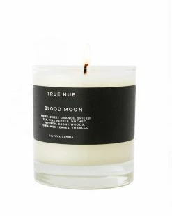 True Hue Blood Moon Scented Soy Candle (7.75oz)