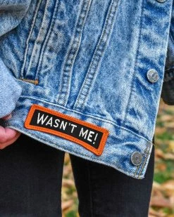 Oxford Pennant Wasn't Me! Patch Embroidered Patches