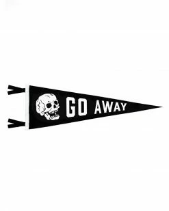 Oxford Pennant Go Away Skull Pennant Home