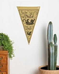 The Rise And Fall Tigers Felt Flag